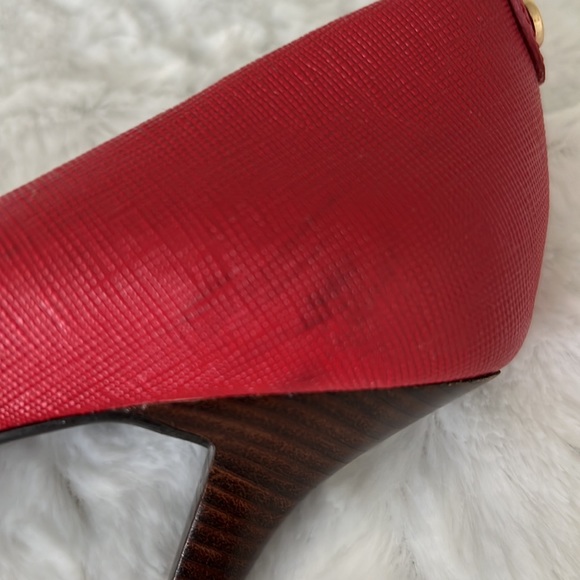 Red leather Michael Kors pumps - Picture 3 of 14